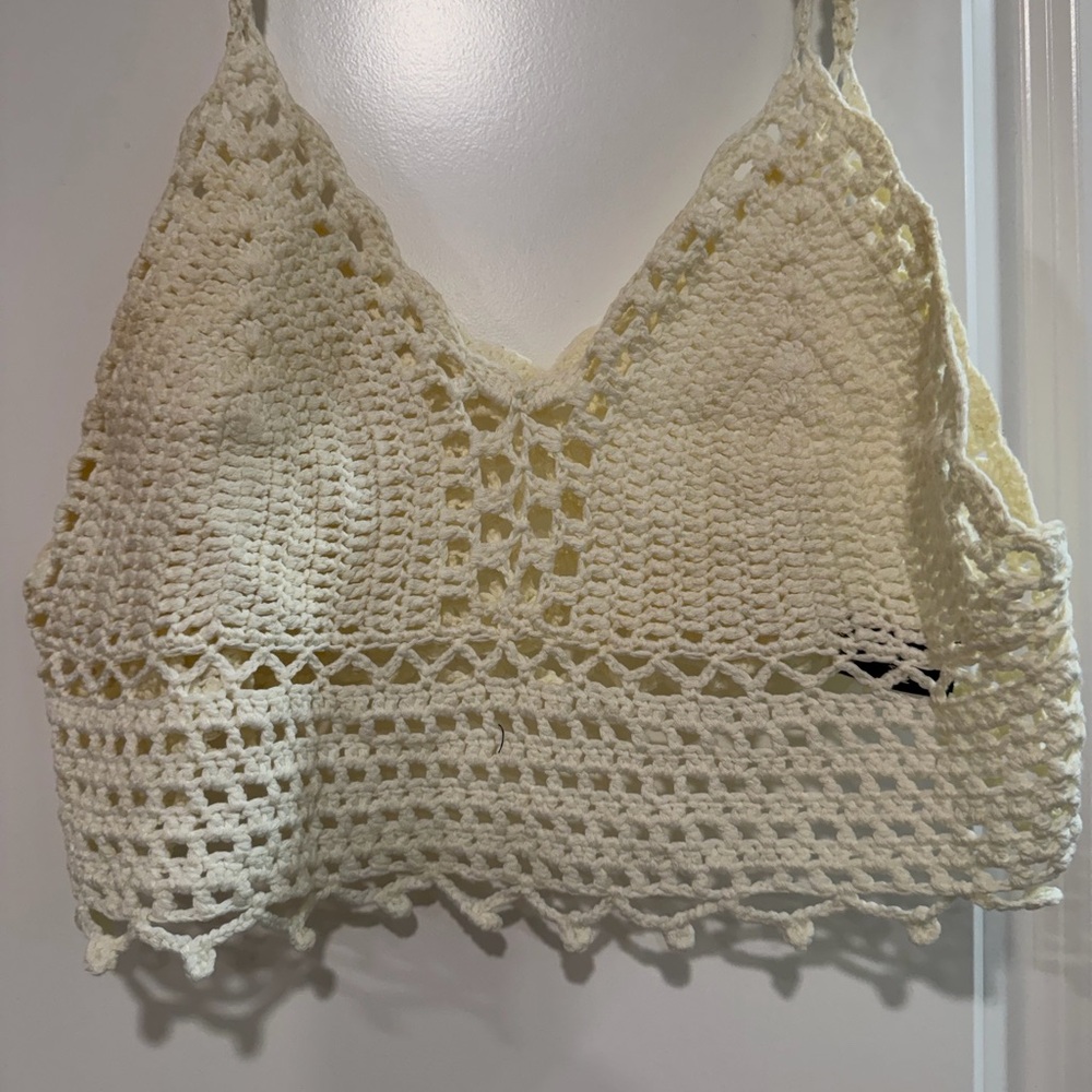 Crochet Knit Cropped Tank Top in Cream